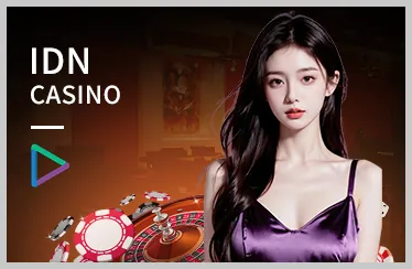 Người chia bài thật tại bàn Baccarat